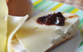 Einfaches Rezept für Chutney mit Zwetschgen, herbstlich, lecker zu Fleisch und Käse, Carl Tode Göttingen