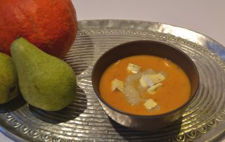 Kürbissuppe mit Birne und Gorgonzola, lecker und einfach, perfekt für den Herbst, Carl Tode Göttingen