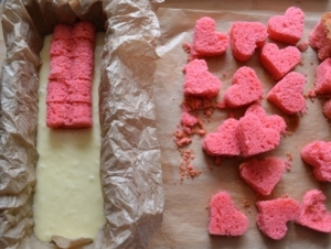 Kuchen mit eingebackenem Herz, Zitronenkuchen, Speisefarbe, Muttertag, Carl Tode Göttingen