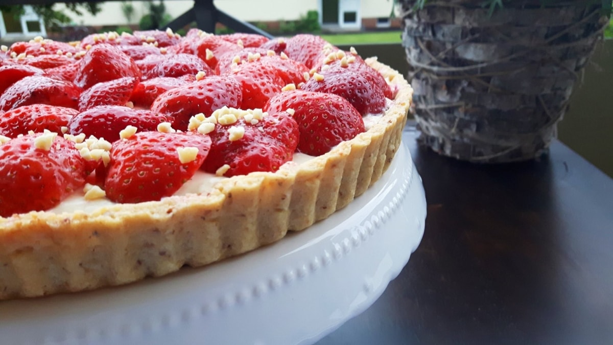 Erdbeertarte mit Vanille-Pudding - Carl Tode Göttingen