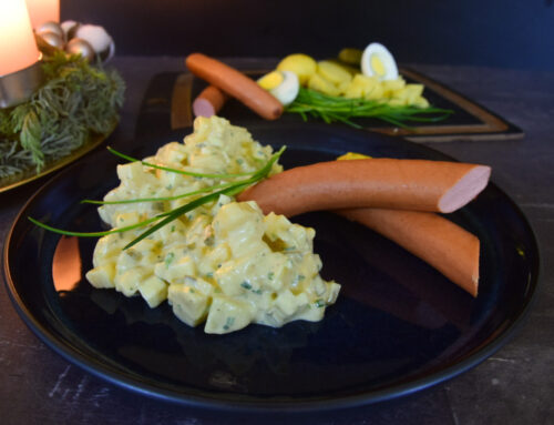 Für Heiligabend: Klassischer Kartoffelsalat mit Mayo