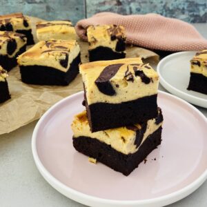 Saftig, dekadente Cheesecake-Brownies